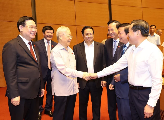 Tổng Bí thư Nguyễn Phú Trọng, các đồng chí lãnh đạo Đảng, Nhà nước với các đại biểu. (Ảnh: Trí Dũng/TTXVN)