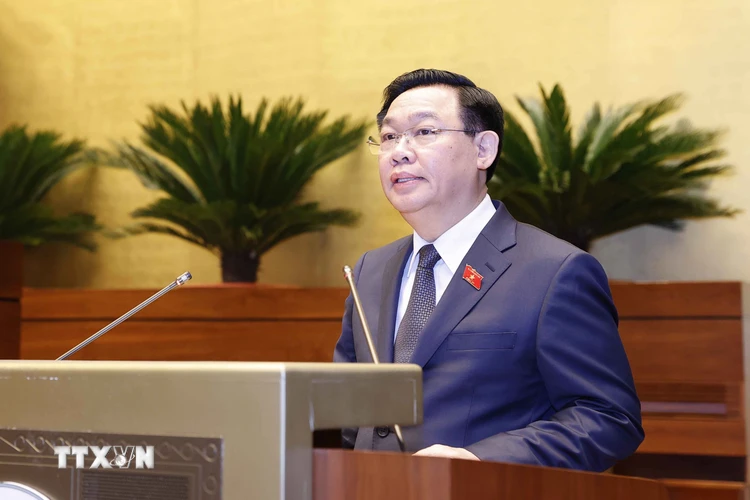 Chủ tịch Quốc hội Vương Đình Huệ phát biểu bế mạc kỳ họp.(Ảnh: Doãn Tấn/TTXVN)