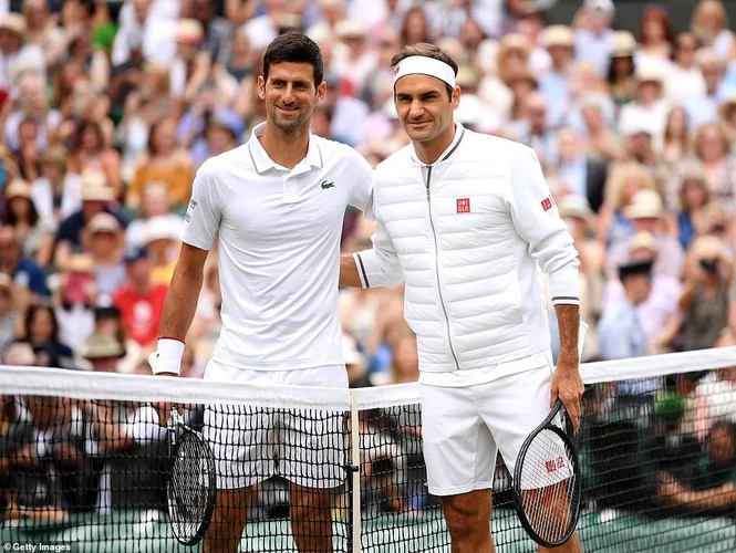 Hai tay vợt rất tự tin trước khi bước vào trận chung kết Wimbledon 2019.