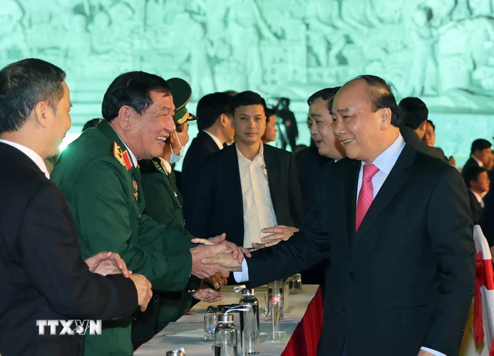 Thủ tướng Nguyễn Xuân Phúc đến dự buổi lễ. (Ảnh: Thống Nhất/TTXVN)