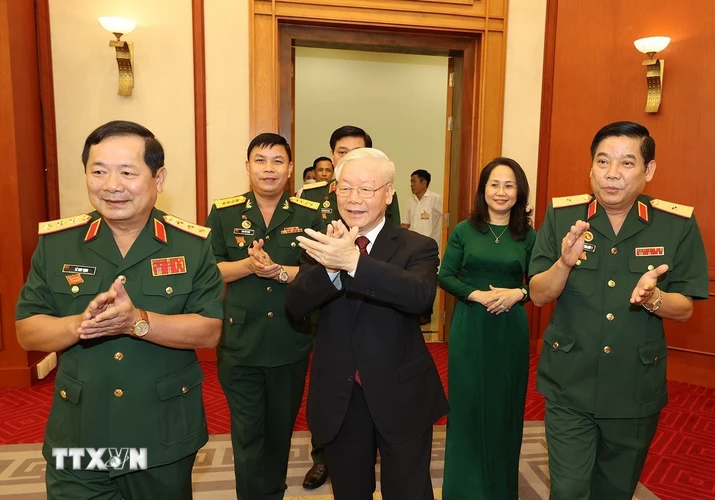 Tổng Bí thư Nguyễn Phú Trọng, Bí thư Quân ủy Trung ương đến dự buổi gặp mặt đại biểu Đại hội Đoàn Thanh niên Cộng sản Hồ Chí Minh Quân đội. (Ảnh: Trí Dũng/TTXVN)