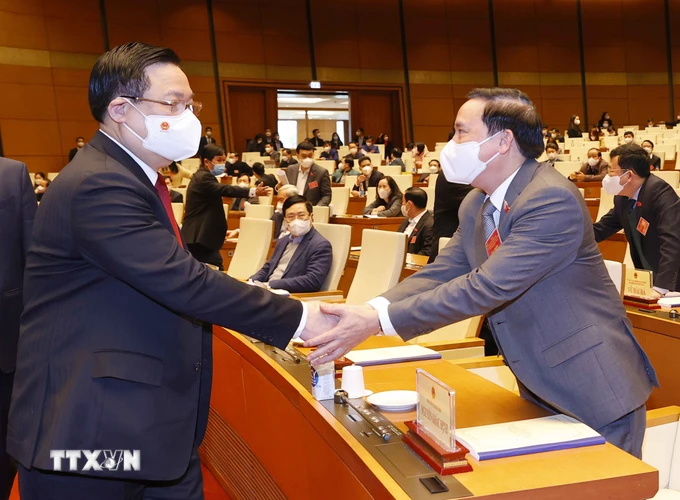 Chủ tịch Quốc hội Vương Đình Huệ với các đại biểu dự Hội nghị. (Ảnh: Doãn Tấn/TTXVN)