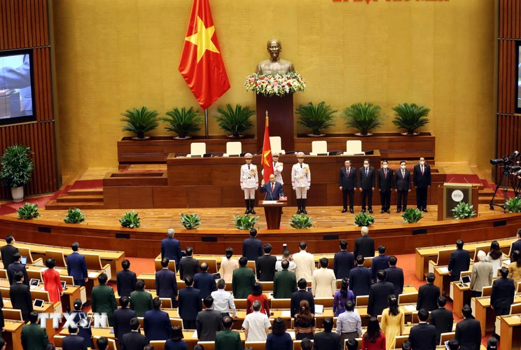 Chủ tịch nước Nguyễn Xuân Phúc tuyên thệ nhậm chức trước Quốc hội, đồng bào và cử tri cả nước. (Ảnh: Phạm Kiên/TTXVN)