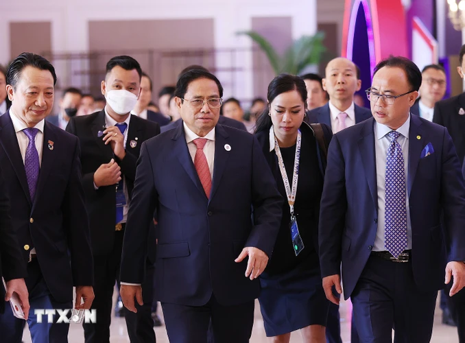 Chiều 10/11, tại thủ đô Phnom Penh, Campuchia, Thủ tướng Phạm Minh Chính tham dự và phát biểu tại Hội nghị thượng đỉnh kinh doanh và đầu tư ASEAN 2022. (Ảnh: Dương Giang/TTXVN)