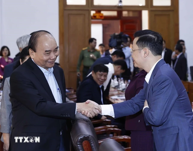 Sáng 12/11, tại thành phố Lai Châu, Chủ tịch nước Nguyễn Xuân Phúc làm việc với Ban Thường vụ Tỉnh ủy Lai Châu. (Ảnh: Thống Nhất/TTXVN)