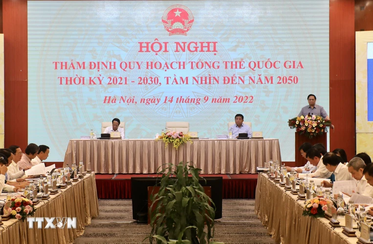 Thủ tướng Phạm Minh Chính phát biểu chỉ đạo tại Hội nghị Thẩm định Quy hoạch tổng thể Quốc gia giai đoạn 2021-2030, tầm nhìn đến 2050. (Ảnh: Dương Giang/TTXVN)