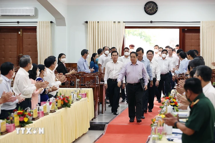  Thủ tướng Phạm Minh Chính đến buổi làm việc với lãnh đạo chủ chốt tỉnh Ninh Thuận. (Ảnh: Dương Giang/TTXVN)