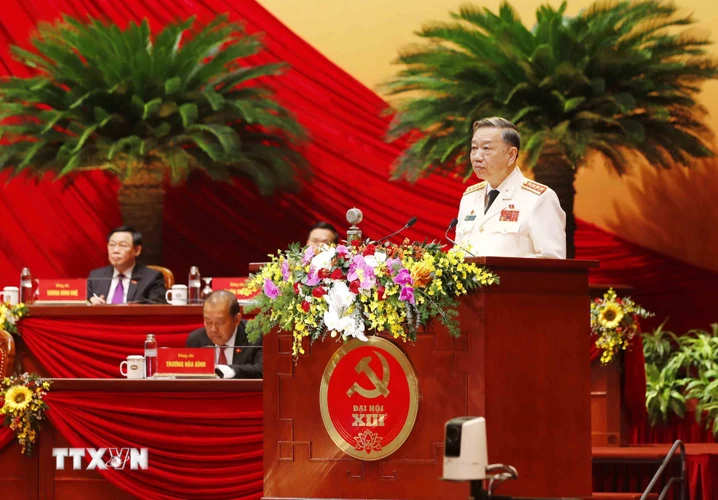 Đại tướng Tô Lâm, Ủy viên Bộ Chính trị, Bí thư Đảng ủy Công an Trung ương, Bộ trưởng Bộ Công an trình bày tham luận. (Nguồn: TTXVN)