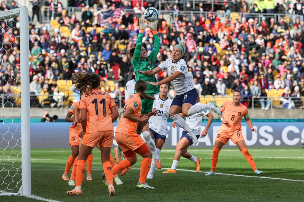 Mỹ và Hà Lan bất phân thắng phụ ở 'đại chiến' bên trên World Cup Nữ 2023 hình họa 8