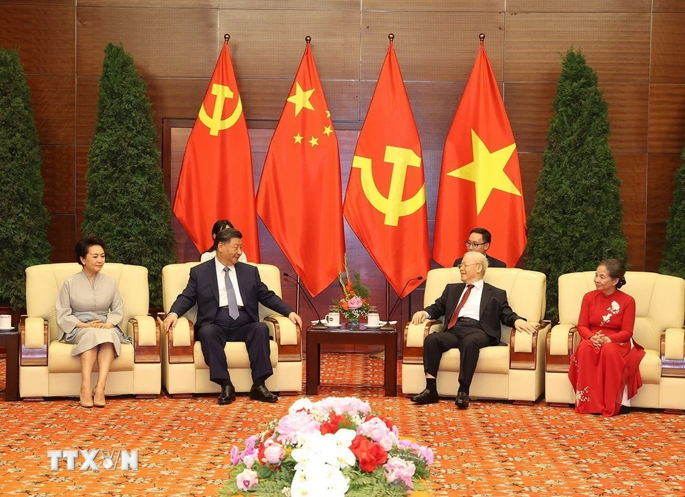 Tổng Bí thư Nguyễn Phú Trọng chia tay Tổng Bí thư, Chủ tịch nước Tập Cận Bình- Ảnh 2.