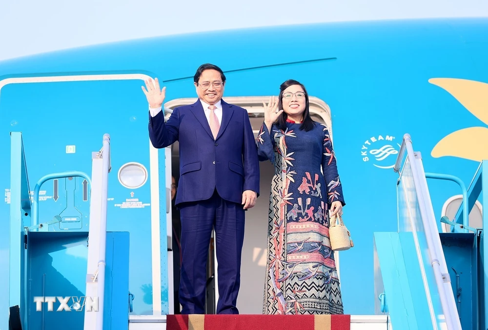 Thủ tướng lên đường dự COP28 tại UAE và thăm chính thức Thổ Nhĩ Kỳ - Ảnh 1