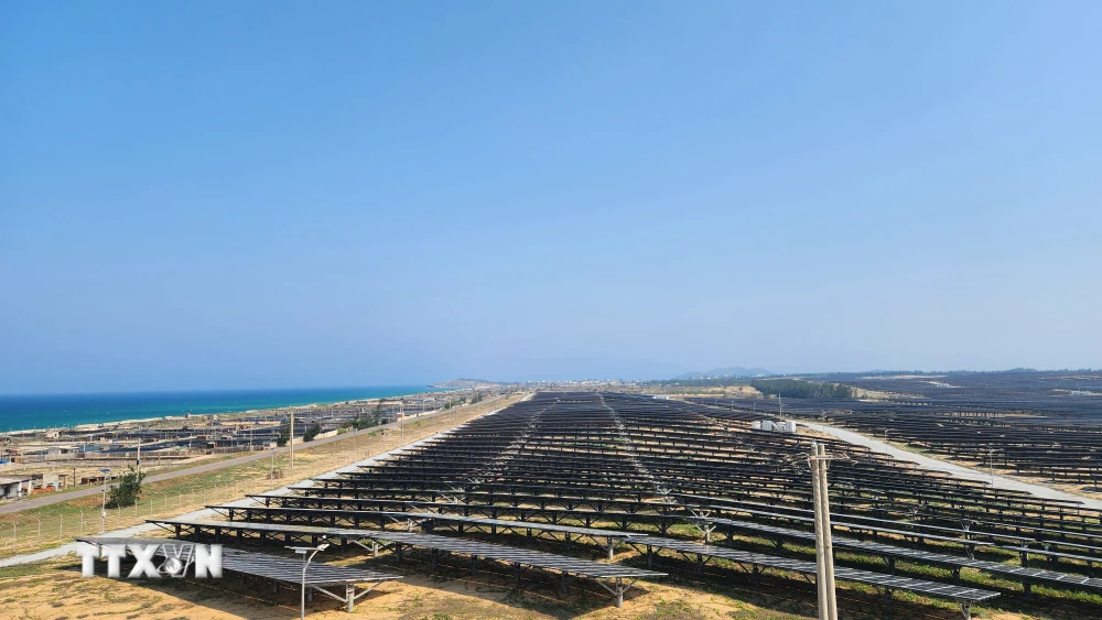 Thổ Nhĩ Kỳ điều tra chống bán phá giá pin mặt trời từ Việt Nam - Ảnh 1.