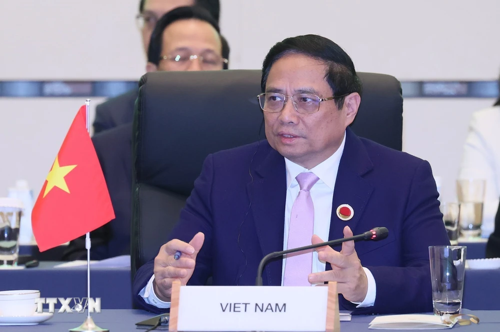 Thủ tướng Phạm Minh Ch&iacute;nh dự Phi&ecirc;n bế mạc Hội nghị Cấp cao kỷ niệm 50 năm quan hệ ASEAN-Nhật Bản. (Ảnh: Dương Giang/TTXVN)