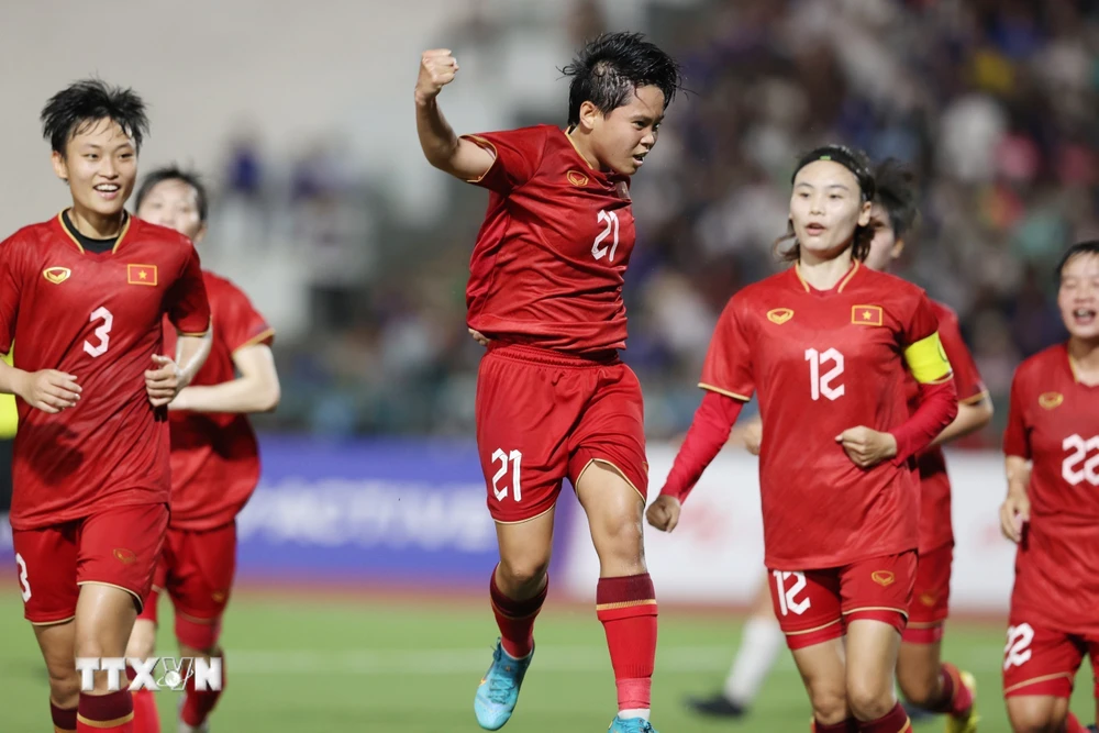 Bóng đá Nữ Việt Nam giành danh hiệu Đội Thể thao tiêu biểu Toàn quốc 2023- Ảnh 1.