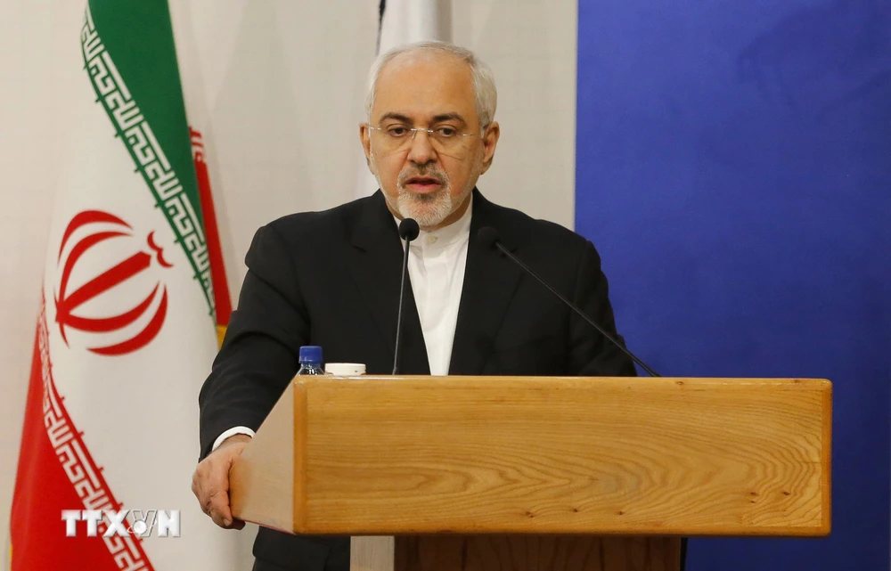 Ngoại trưởng Mohammad Javad Zarif phát biểu tại Tehran, Iran. (Ảnh: AFP/TTXVN)