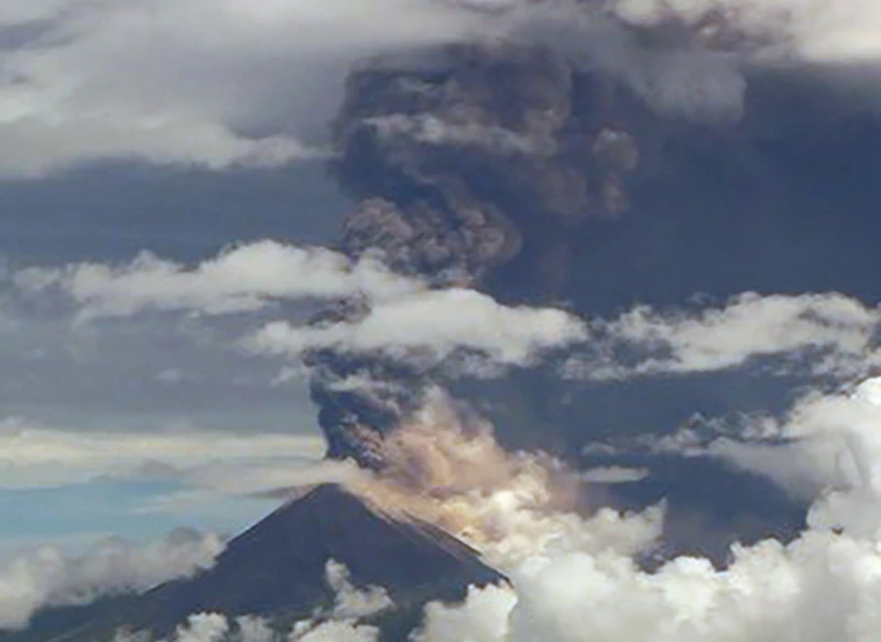 Núi lửa Ulawun phun trào vào ngày 26 tháng 6 năm 2019. (Ảnh: Volcano)