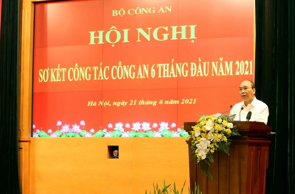 Chủ tịch nước Nguyễn Xuân Phúc phát biểu chỉ đạo hội nghị. (Ảnh: Phạm Kiên/TTXVN)