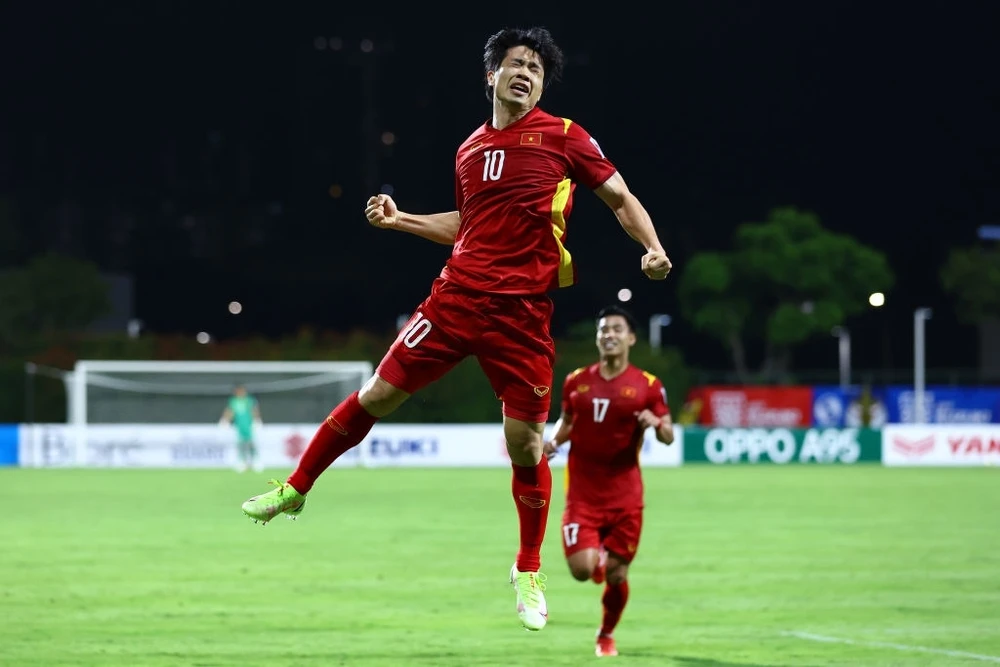 Đội tuyển Việt Nam chỉ vào đến bán kết tại AFF Cup 2020. (Ảnh: Getty Images) 