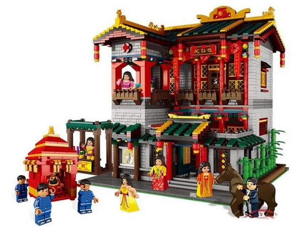 Chàng trai xếp Lego hình làng quê, đình chùa Việt Nam lên báo Anh