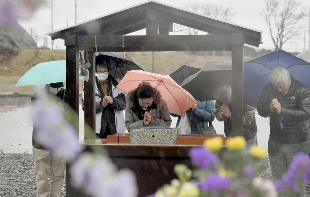 Nhật Bản đã tổ chức lễ tưởng niệm 8 năm ngày xảy ra thảm họa động đất, sóng thần. (Nguồn: Kyodo)