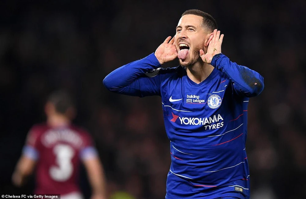 Hazard mang chiến thắng về cho Chelsea.