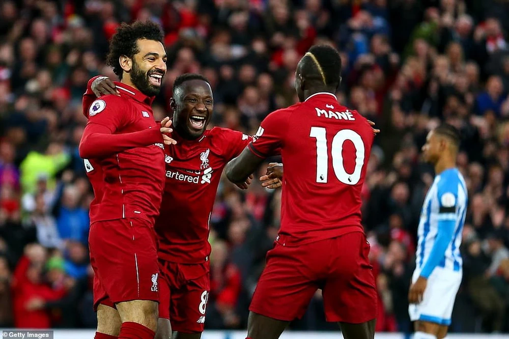 Keita, Mane và Salah thay nhau lập công giúp Liverpool thắng hủy diệt.