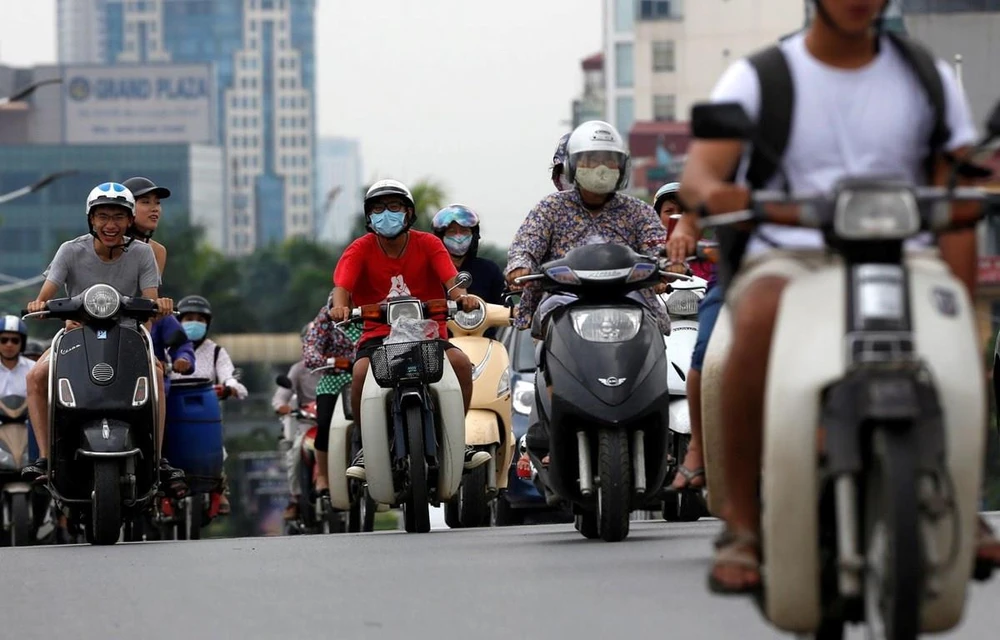 Dịch bệnh COVID-19 sẽ khiến thị trường xe máy Việt Nam mất đi cơ hội hồi phục sau bước sụt giảm trong năm 2019. (Ảnh minh hoạ: Reuters)