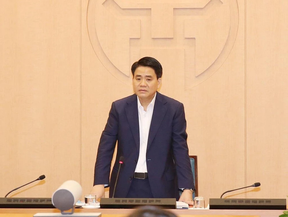 Chủ tịch UBND Thành phố Hà Nội Nguyễn Đức Chung phát biểu chỉ đạo phiên họp Ban Chỉ đạo phòng chống dịch COVID-19 Hà Nội. (Ảnh: Phương Hoa/TTXVN)