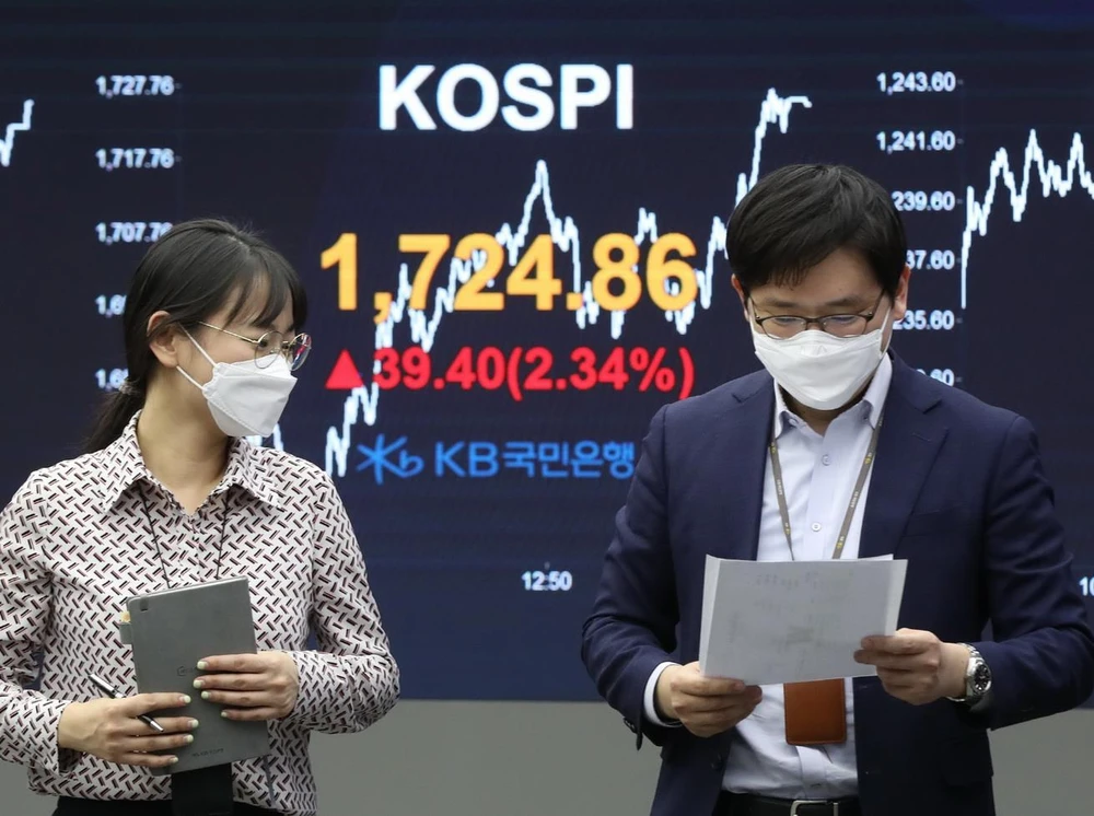 Sàn giao dịch chứng khoán KOSPI của Hàn Quốc. (Ảnh: YONHAP/TTXVN)