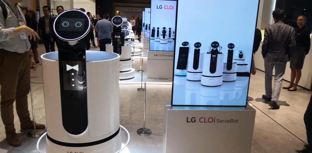 Mẫu robot phục vụ trong nhà hàng của LG Electronics. (Nguồn: technewslog.com)