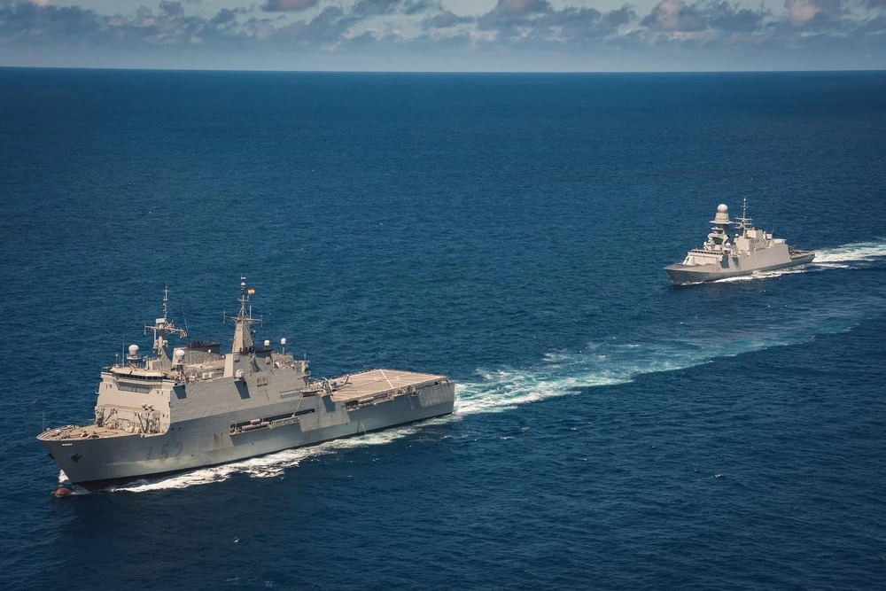 Tàu chiến của Lực lượng Hải quân châu Âu tham gia chống cướp biển tại Somalia. (Nguồn: EU NAVFOR)