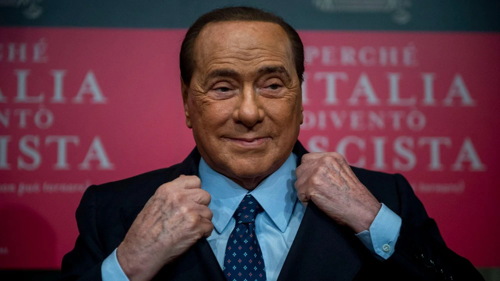 Cựu Thủ tướng Italy Silvio Berlusconi được xác định dương tính với virus SARS-CoV-2. (Nguồn: Sky News)