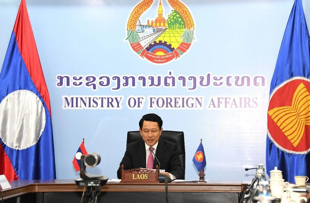 Bộ trưởng Bộ Ngoại giao Lào Saleumsay Kommasith tham dự Hội nghị AMM 53 và các hội nghị liên quan theo hình thức trực tuyến. (Ảnh: KPL)