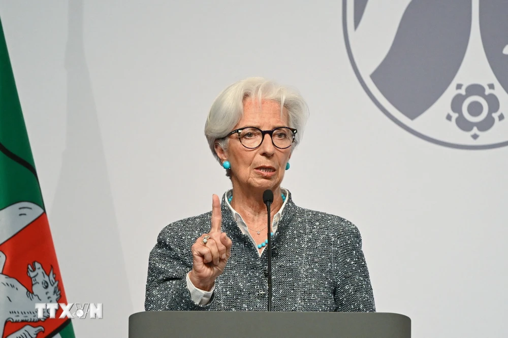 Chủ tịch Ngân hàng Trung ương châu Âu (ECB) Christine Lagarde phát biểu tại Cologne, Đức, ngày 16/5/2023. (Ảnh: AFP/TTXVN)