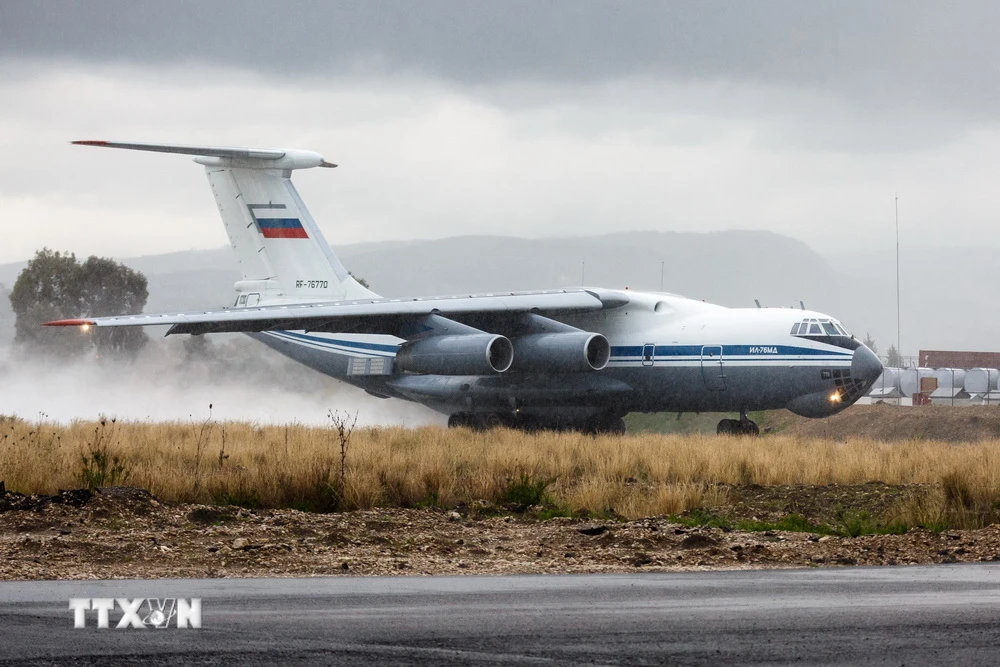 Một chiếc máy bay vận tải Ilyushin IL-76 của Nga. (Ảnh: AFP/TTXVN)