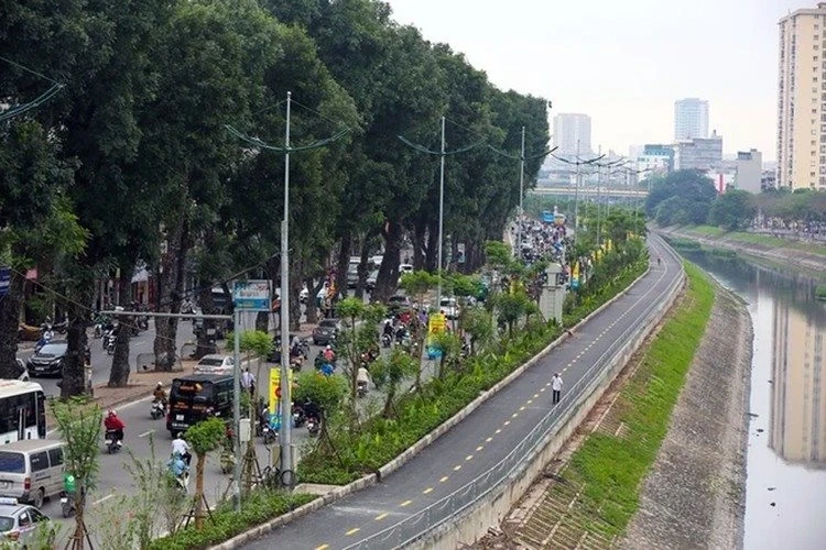 Đường dành riêng cho xe đạp ven sông Tô Lịch sẽ bắt đầu thí điểm thực hiện từ ngày 1/2/2024. (Nguồn: Hà Nội Mới)