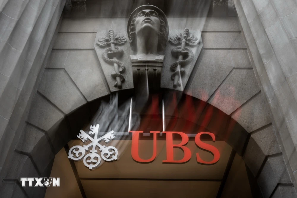Biểu tượng ngân hàng UBS ở Zurich, Thụy Sĩ ngày 20/3/2023. (Ảnh: AFP/TTXVN)
