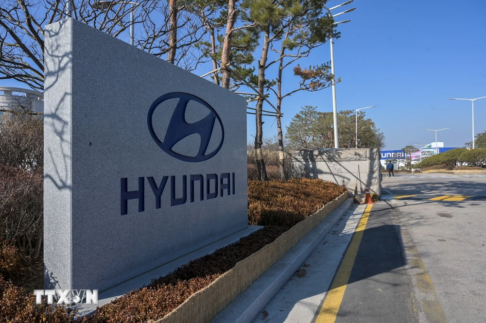 Lối vào nhà máy sản xuất ôtô Hyundai ở phía Nam thủ đô Seoul, Hàn Quốc. (Ảnh: AFP/TTXVN)