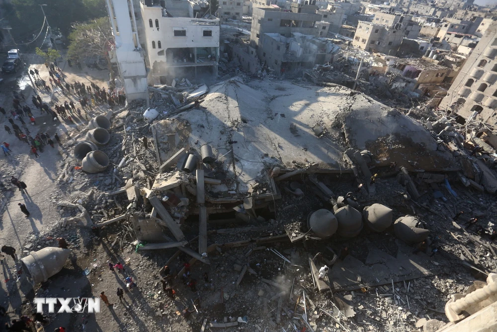 Cảnh đổ nát sau cuộc không kích của Israel ở thành phố Rafah, Dải Gaza ngày 22/2/2024. (Ảnh: THX/TTXVN)