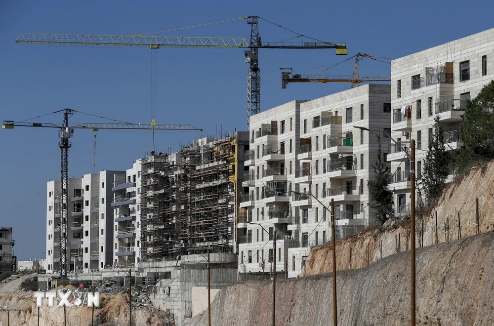 Công trình xây dựng khu định cư của Israel ở Đông Jerusalem ngày 18/11/2020. (Ảnh: AFP/TTXVN)