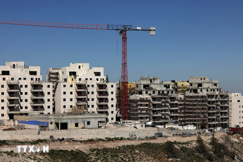 Công trình xây dựng khu định cư Maale Adumim của Israel ở Bờ Tây ngày 29/2/2024. (Ảnh: AFP/TTXVN)