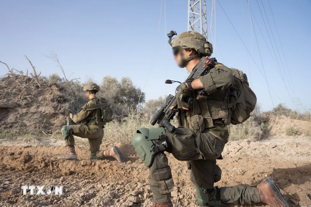Binh sỹ Israel thực hiện chiến dịch quân sự ở Dải Gaza ngày 25/4/2024. (Ảnh: THX/TTXVN)