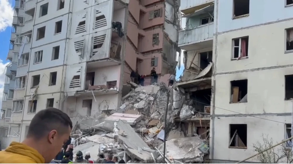 Một phần tòa chung cư 10 tầng ở thành phố Belgorod bị đổ sập. (Nguồn: Sputnik)