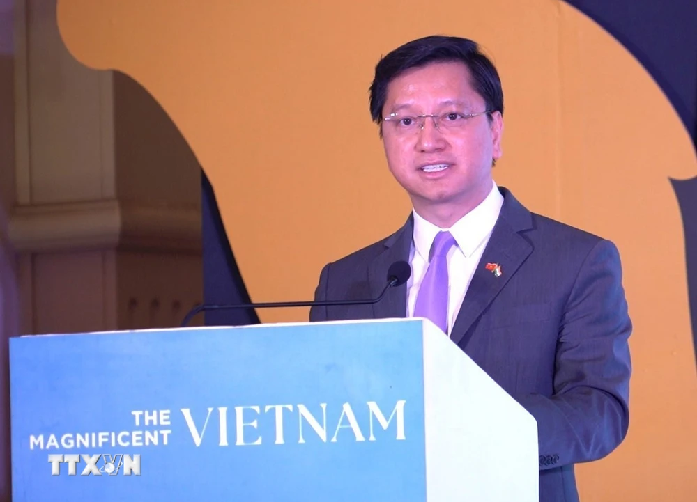 Đại sứ Việt Nam tại Ấn Độ Nguyễn Thanh Hải phát biểu khai mạc sự kiện chung tay phát động điểm đến Việt Nam tại Thủ đô New Delhi. (Ảnh: Ngọc Thúy/TTXVN)