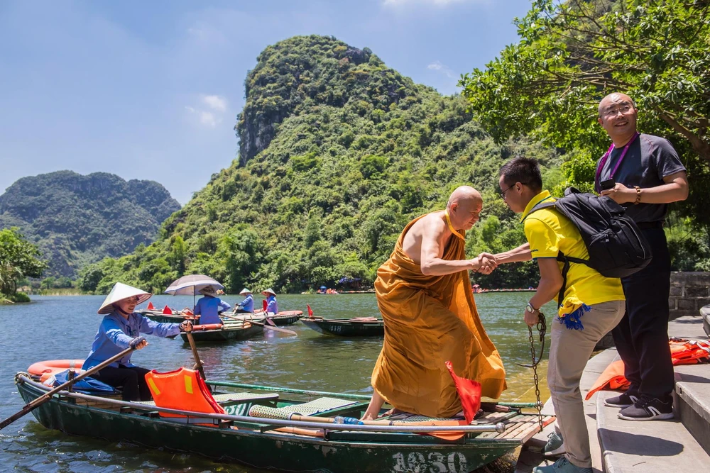 Vesak 2019 được xem như cơ hội vàng cho Việt Nam phát triển tiềm năng du lịch tâm linh, góp phần vào sự hợp tác toàn diện của Việt Nam với các quốc gia trên thế giới, đồng thời quảng bá hình ảnh và con người Việt Nam thân thiện đến với bạn bè quốc tế. (Ản