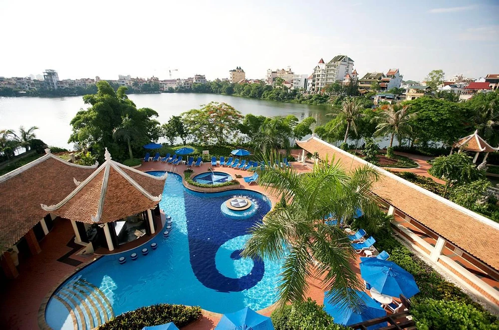 Khách sạn Sheraton Hanoi ôm trọn Hồ Tây. (Ảnh: CTV)