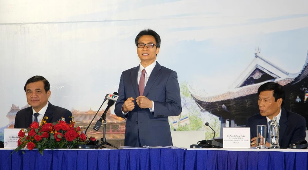 Phó Thủ tướng, Trưởng ban Chỉ đạo nhà nước về Du lịch Vũ Đức Đam phát biểu chỉ đạo tại Hội nghị toàn quốc về Du lịch năm 2020. (Ảnh: CTV/Vietnam+)