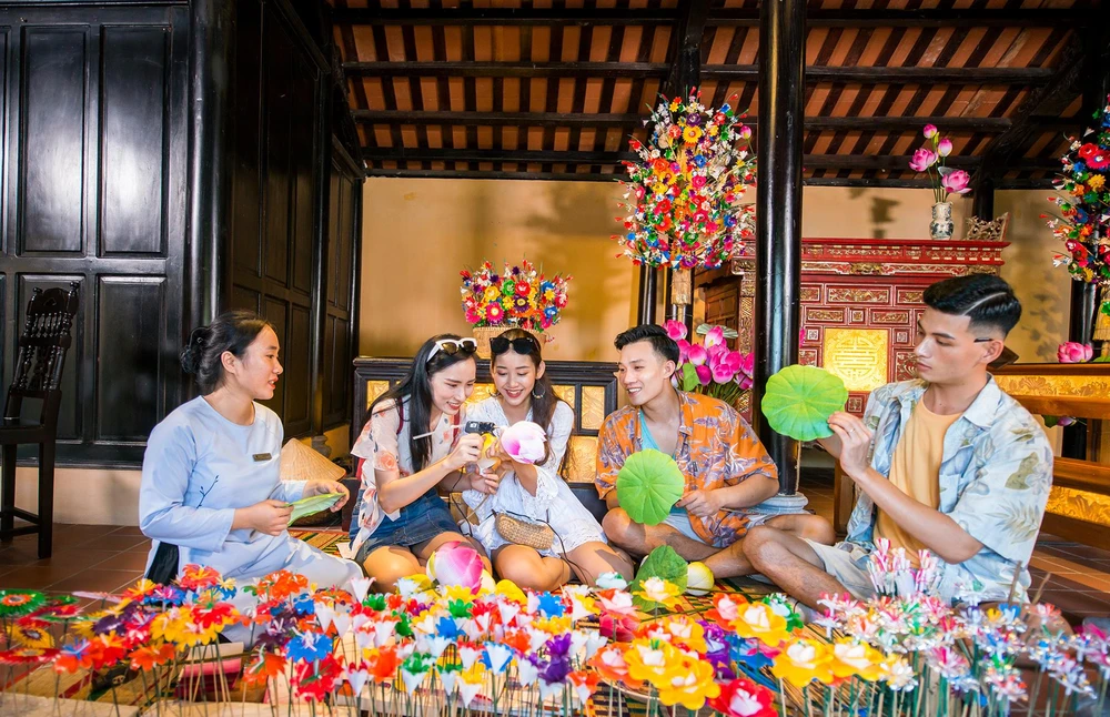 Sắc màu Hội An sẽ được giới thiệu trong khuôn khổ Lễ hội Văn hóa-Ẩm thực Việt Nam 2023 tại Quảng Trị. (Ảnh minh hoạ: CTV/Vienam+)