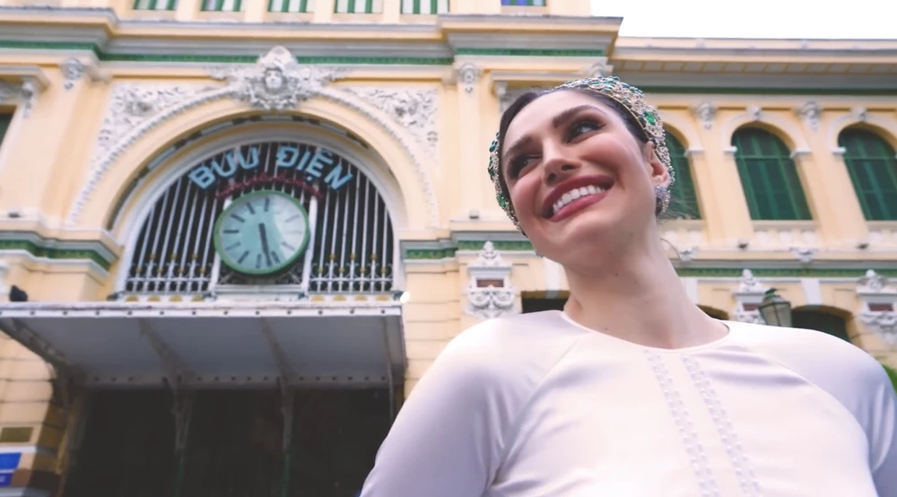 Hoa hậu Isabella Menin trong clip giới thiệu về cuộc thi Miss Grand International 2023.