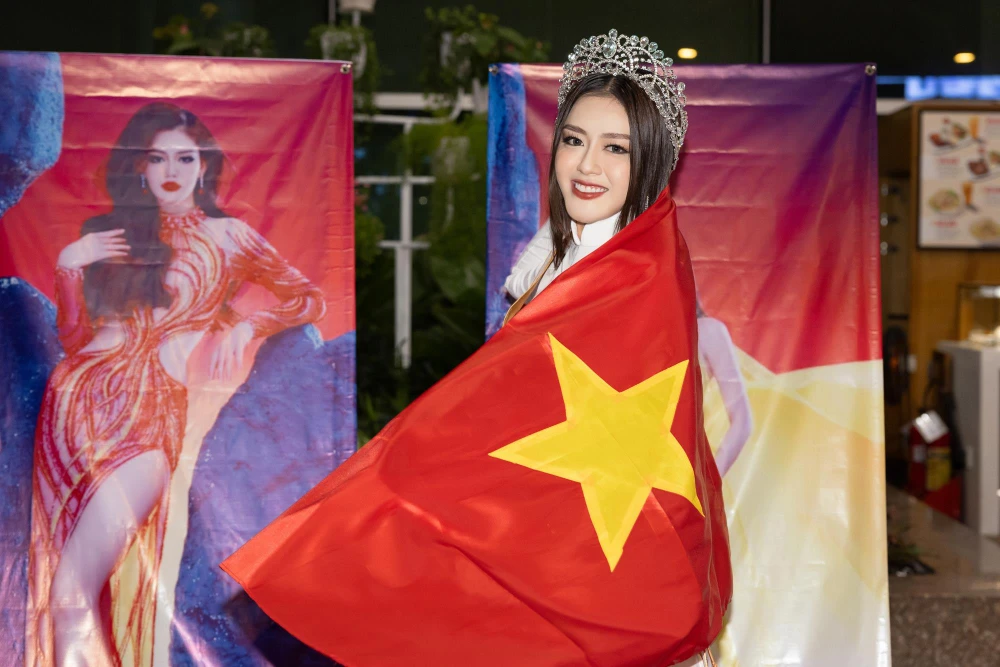 Á hậu Đặng Thanh Ngân trở về Việt Nam với chiến thắng từ Miss Supranational 2023. (Ảnh: CTV/Vietnam+)